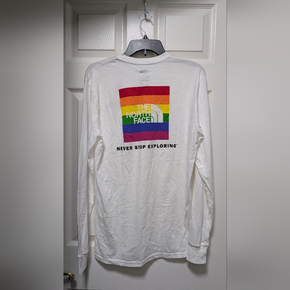 The North Face Mens Rainbow Never Stop Exploring Long Sleeve Graphic Tee Size S